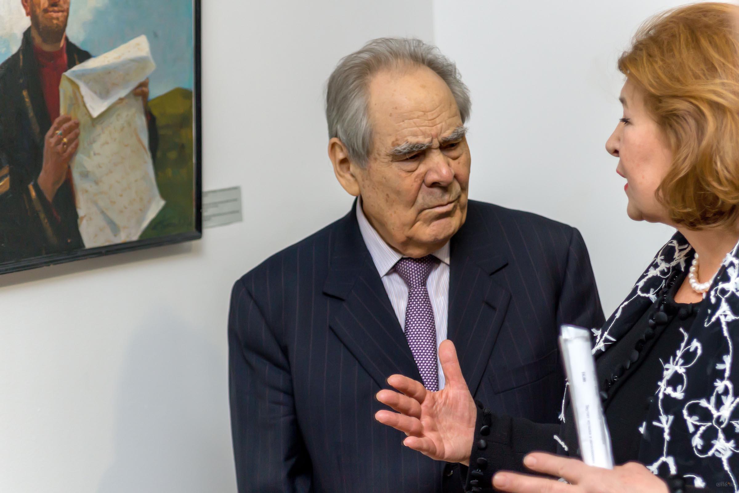 ::Выставка «Древний город Болгар и остров-град Свияжск: прошлое и настоящее»