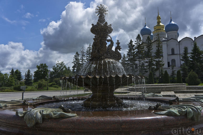 Фото №79321. Фонтан в Губернаторском дворце Казанского кремля