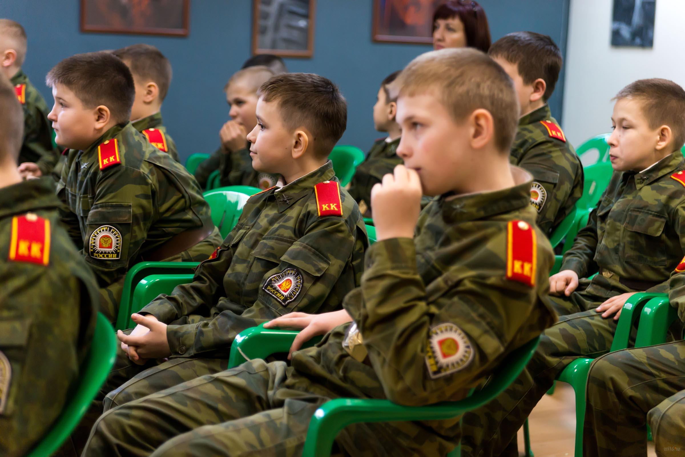 ::В.П.Аршинов. Графическая серия «Бессмертная песня» по стихам «Моабитские тетради» М.Джалиля