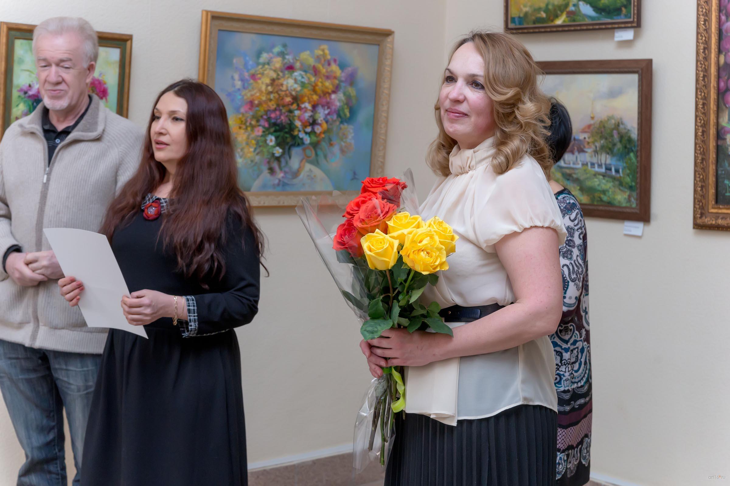 ::Елена Острая. Выставка