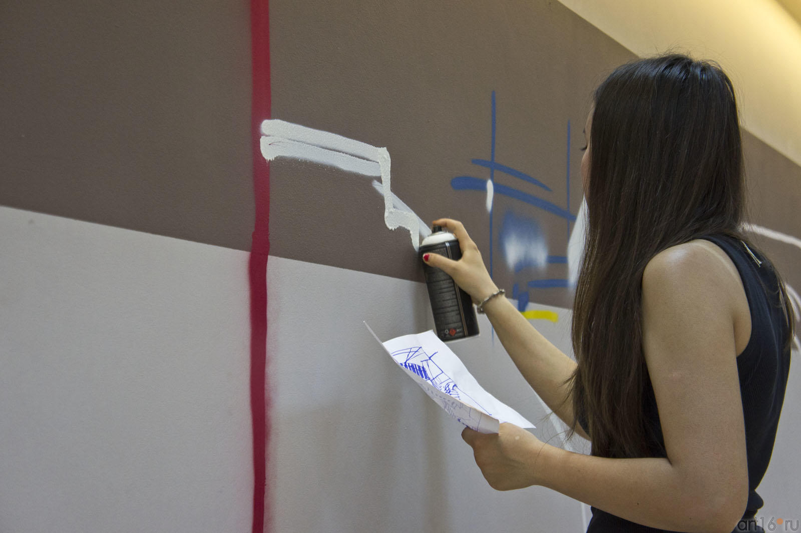 Sufia Zabirova::Граффити. Арт-акция «MANEGE Art MAUER» — 2011