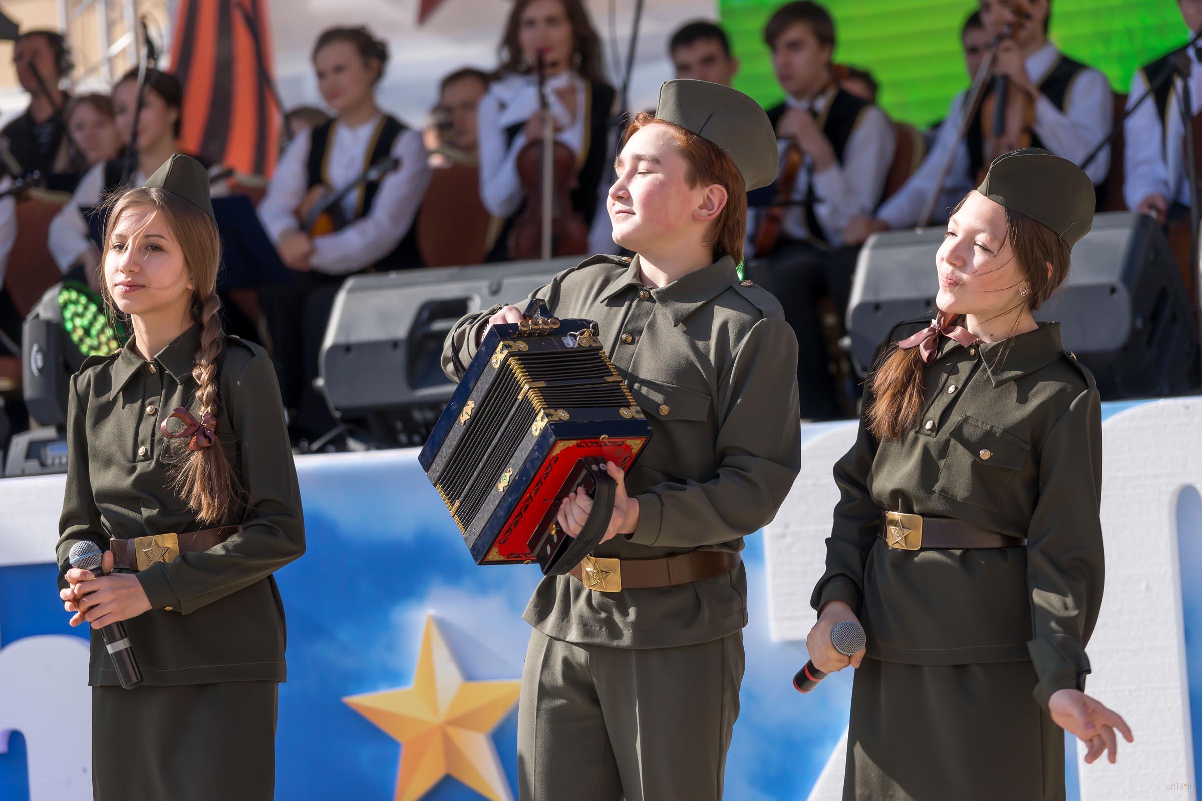 ::10.05.2015. Фестиваль молодых исполнителей песен времен Великой Отечественной войны 1941-1945 годов