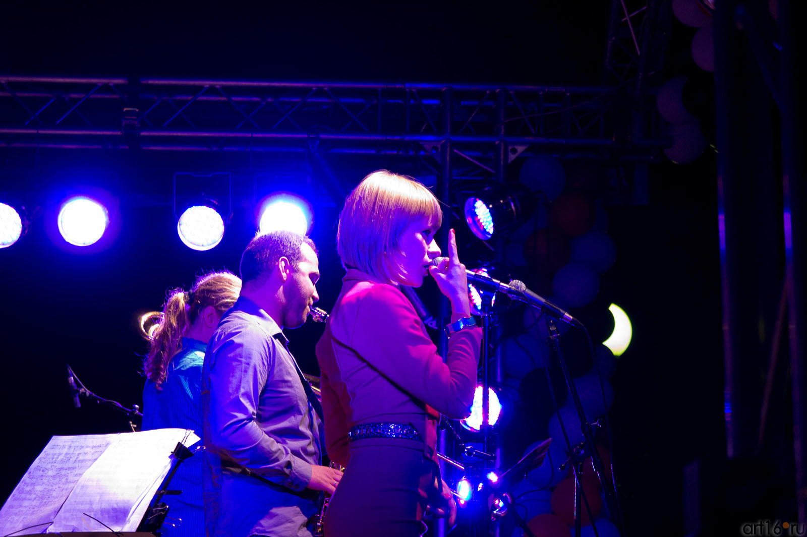 Ксения Коламбацкая, Николай Моисеенко, Сергей Серов ::Джаз в Усадьбе Сандецкого. 2011.08.04