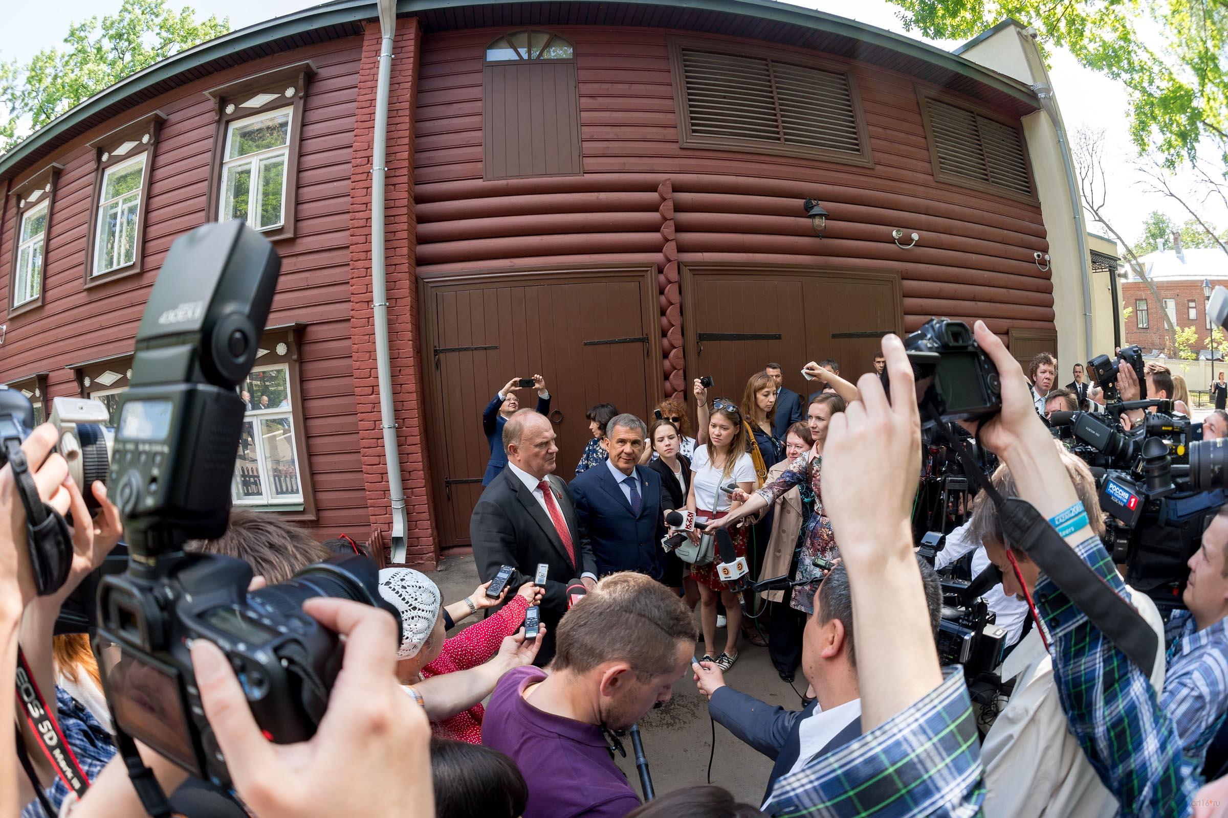 ::Открытие музея В.И.Ленина после реставрации