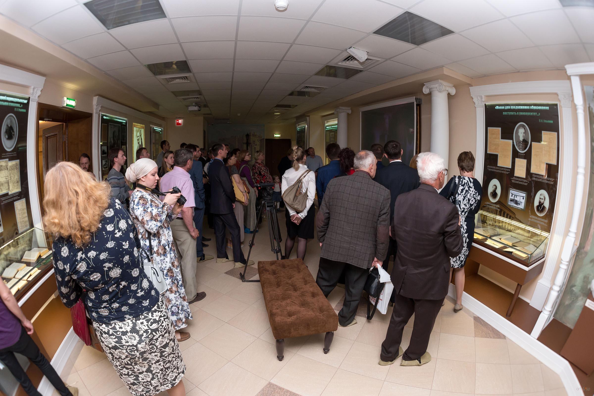 ::Открытие музея В.И.Ленина после реставрации