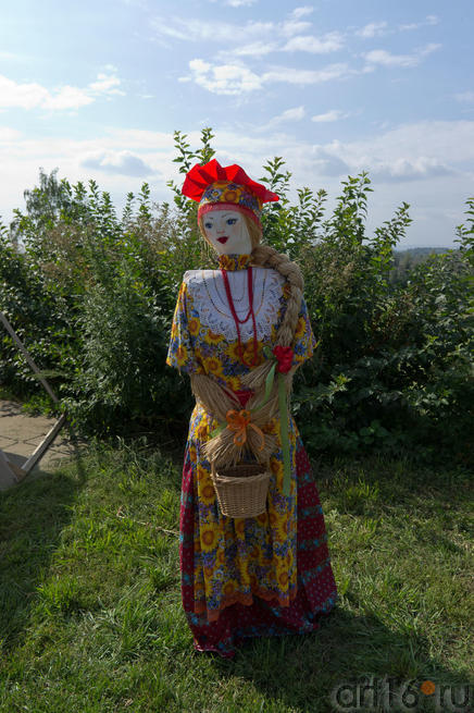 Красна-девица на Спасской ярмарке::Спасская ярмарка в Елабуге. 19-21 августа 2011