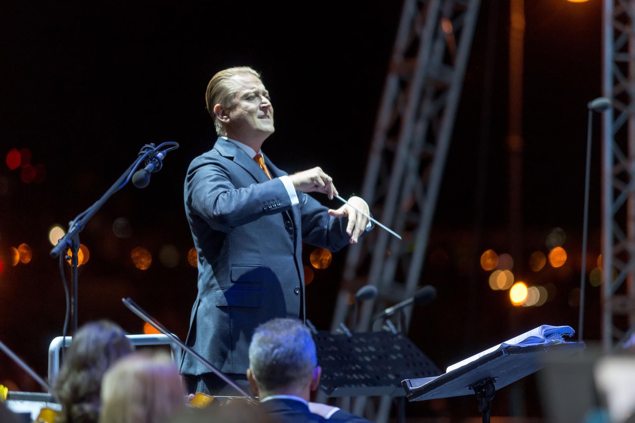 ::Оперный фестиваль под открытым небом «Казанская осень»