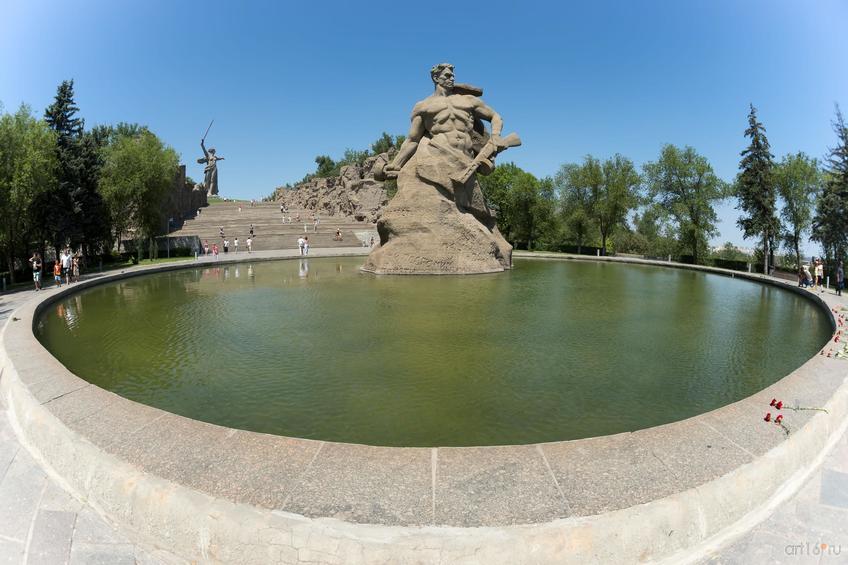 Площадь «Стоявших насмерть», Мамаев курган::Волгогорад. 2015