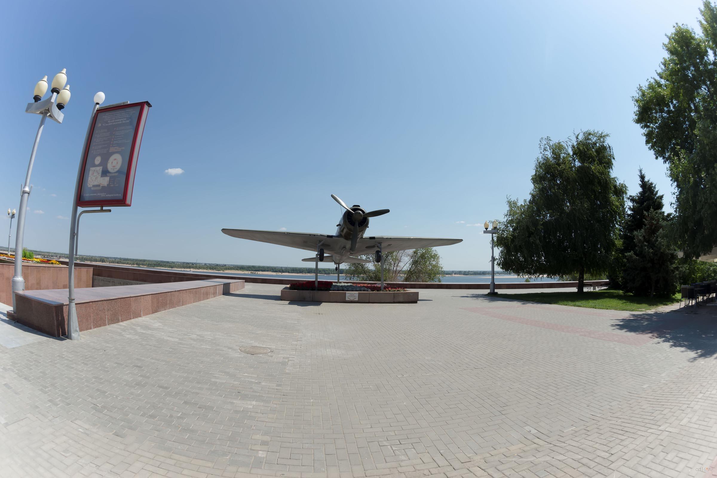 Макет ближнего бомбардировщика Су-2 ::Волгогорад. 2015