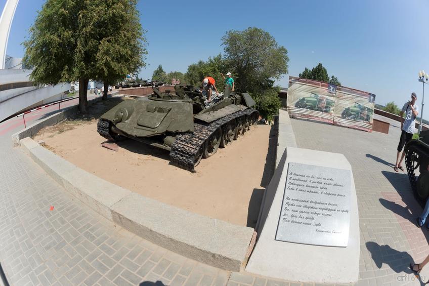 Танк поднят со дна Волги::Волгогорад. 2015