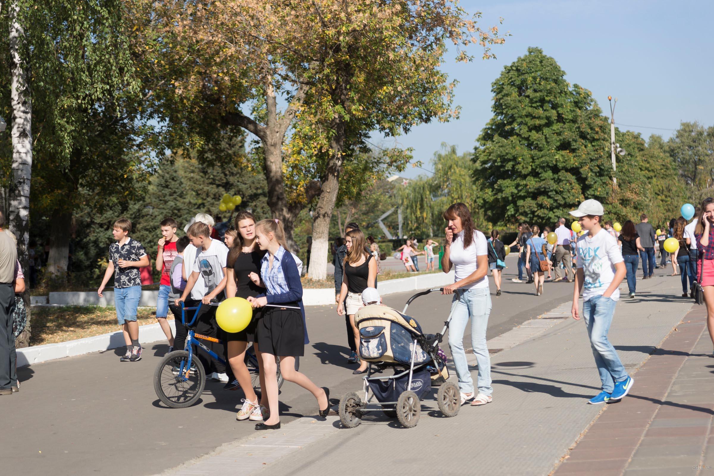  Горожане.  Праздник в городе. 26 сентября 2015 года, день города Балашов::Балашов, сентябрь 2015