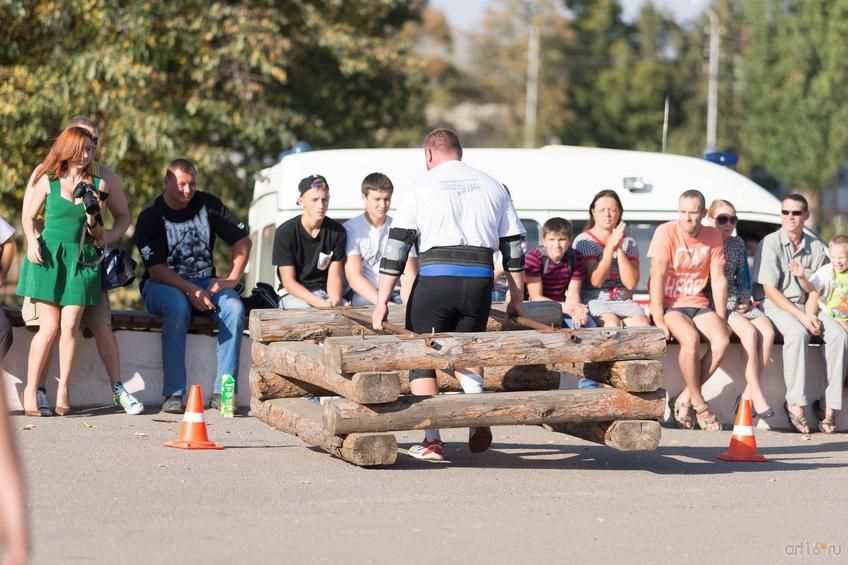  Турнир по силовому экстриму. Бег с деревянным каркасом::Балашов, сентябрь 2015