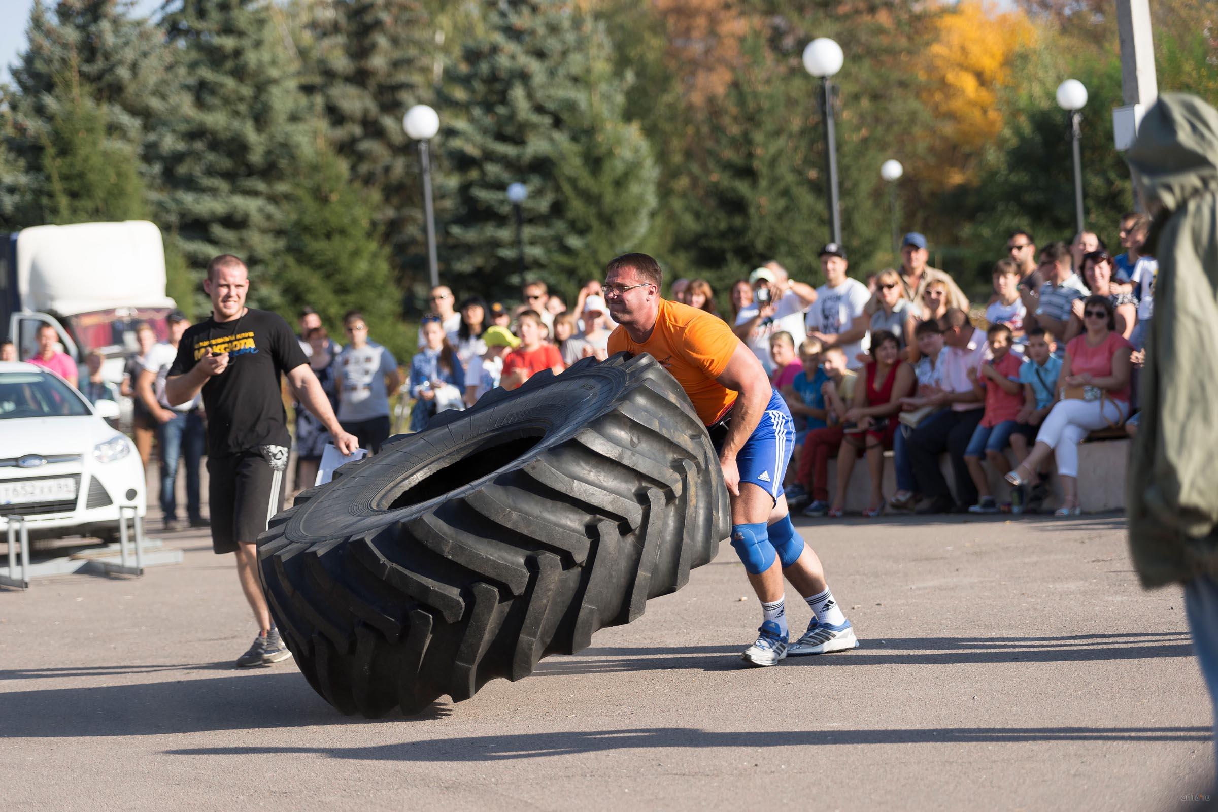  Турнир по силовому экстриму. Переваливание покрышки на время::Балашов, сентябрь 2015