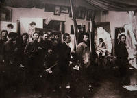 Николай Фешин с учениками в натурном классе КХШ, 1910-е (фото)