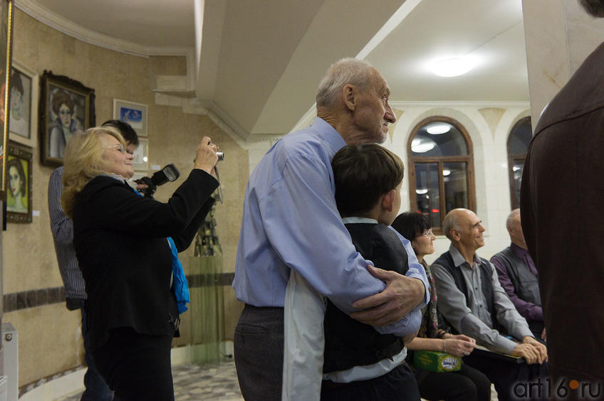 А.В.Жарский со своим сыном Иваном (на переднем плане)::«Шестидесятники»