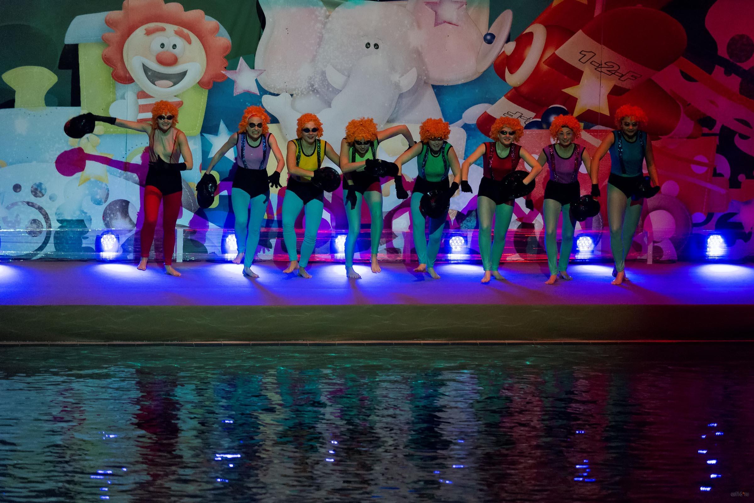 ::Водное шоу М.Киселевой «Страна снов»