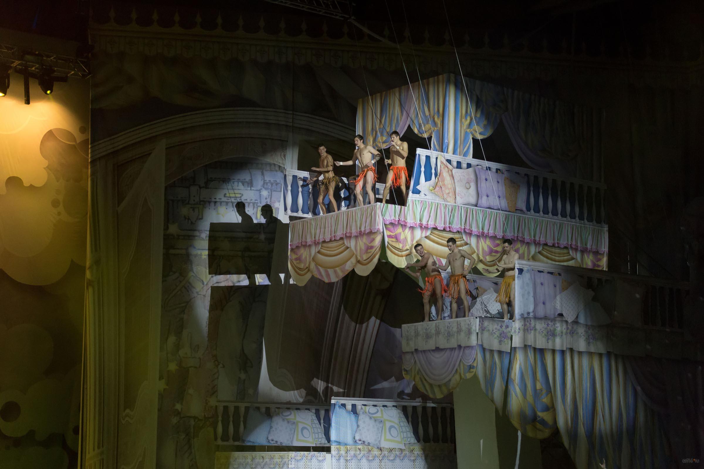 ::Водное шоу М.Киселевой «Страна снов»