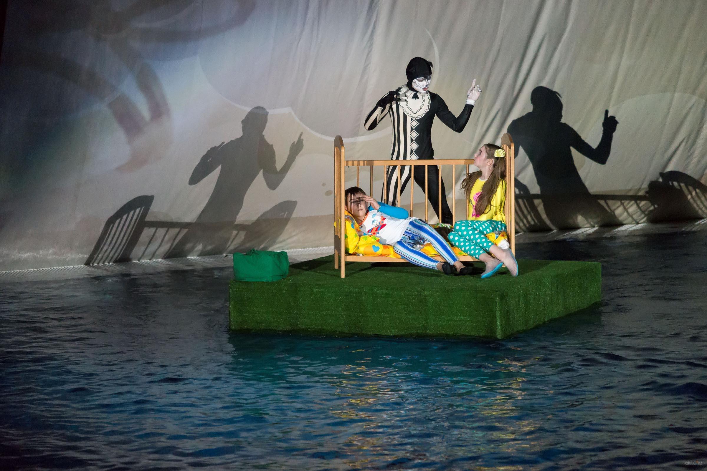 ::Водное шоу М.Киселевой «Страна снов»