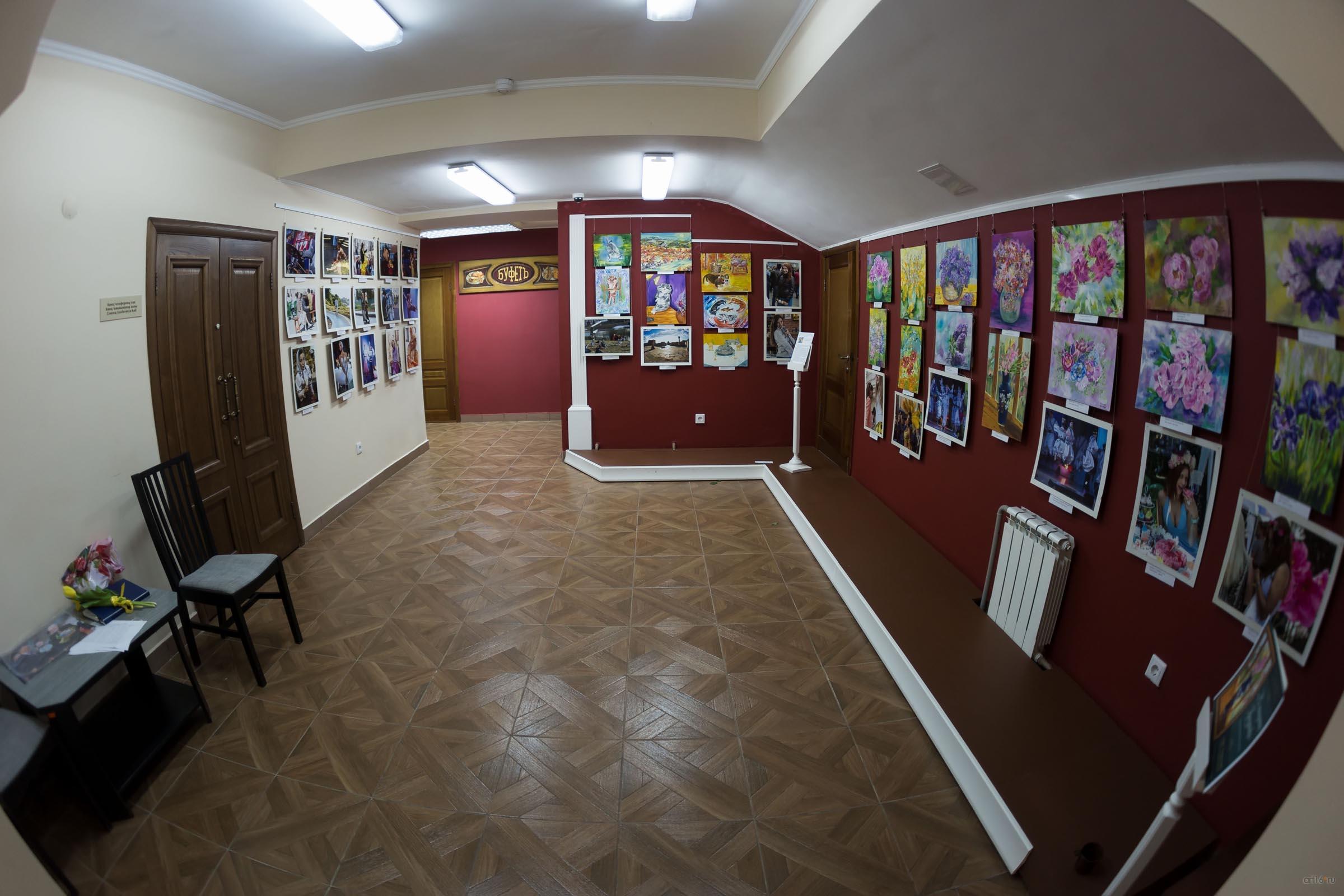 ::Елена Сунгатова. В ожидании праздника. Казань, март 2016