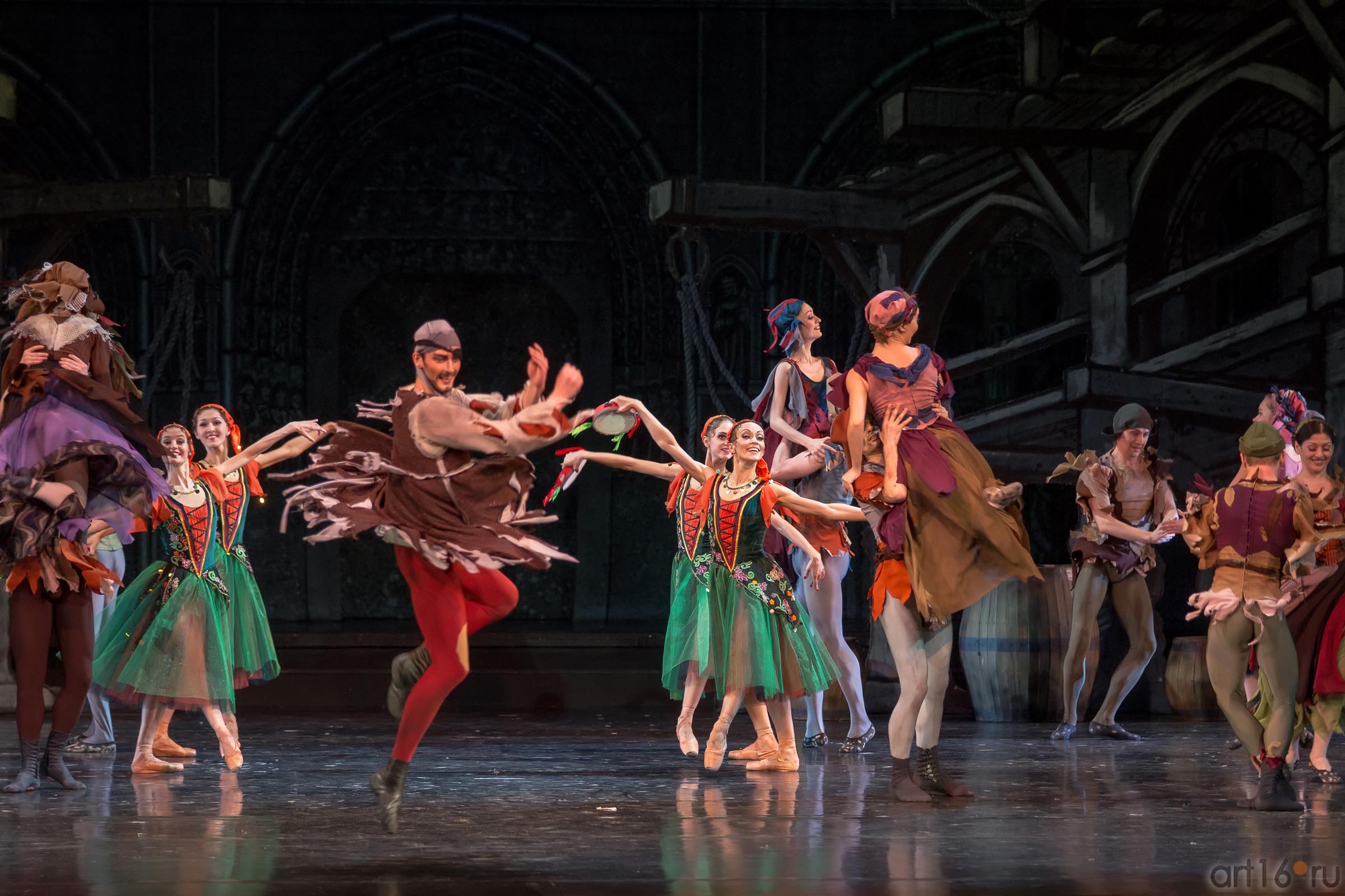 Двор Чудес. Клопен Трульфу::Эсмеральда