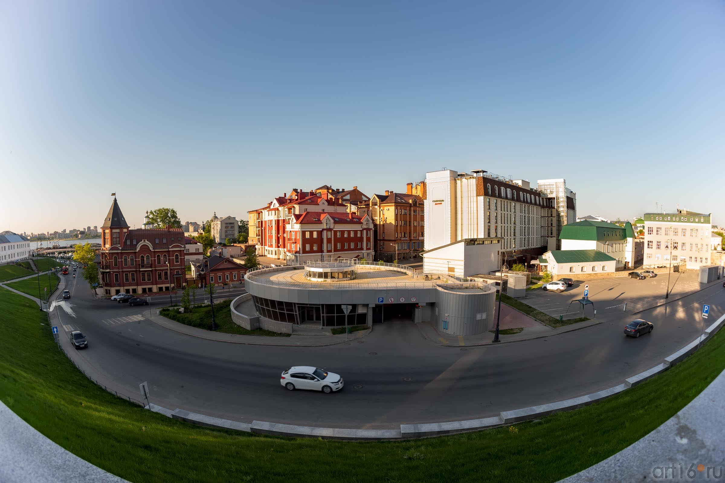 Вид с кремлевской стены на улицу Батурина::19.05.2016 Экскурсия ASG