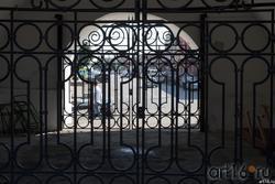  Решётка на прездных воротах Спасской башни Сызранского кремля