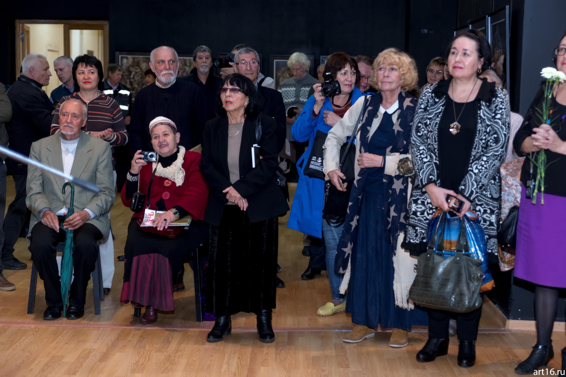 На открытии выставки Альмеева Н.У.::Надир Альмеев. Персональная выставка «Реминисценции»