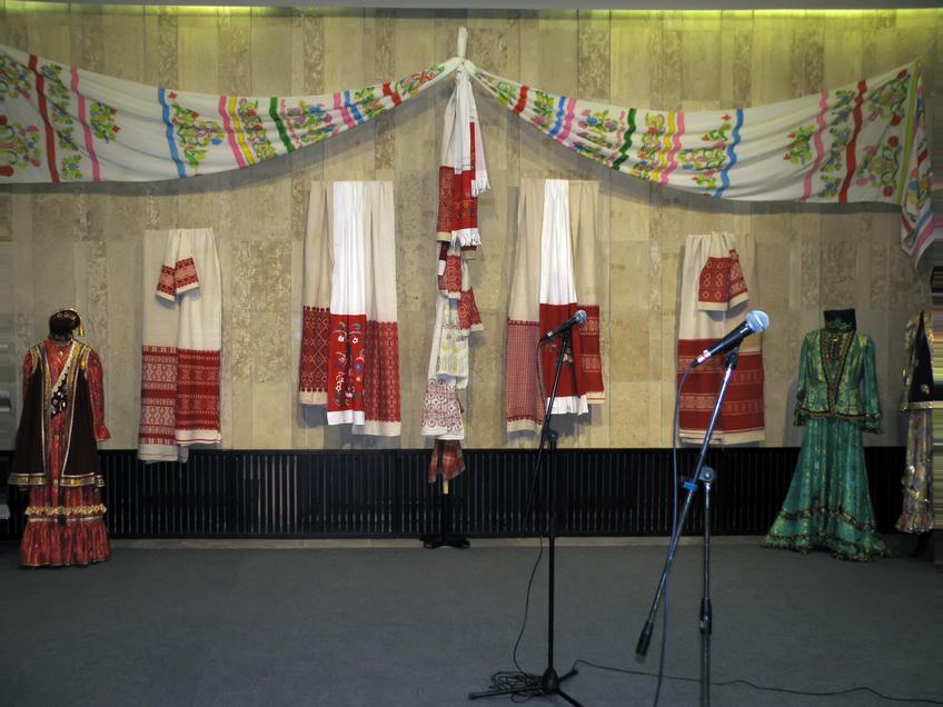 Экспозиционное пространство выставки «Казанское полотенце»::Казанское полотенце