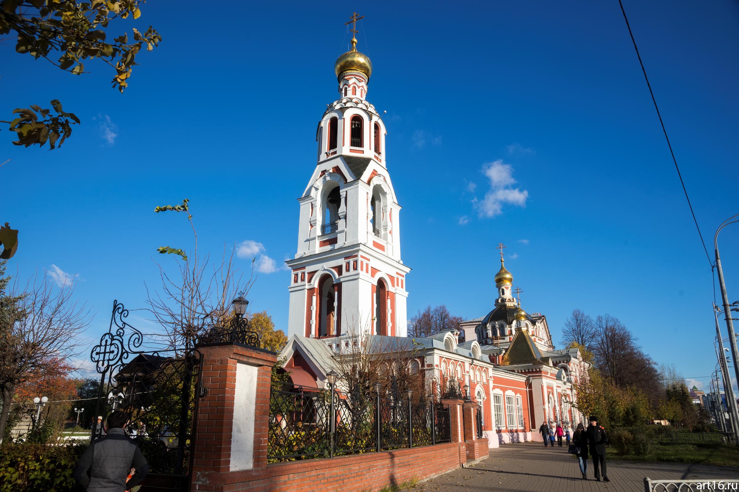 Церковь Варвары Великомученицы, К.Маркса, 67. Октябрь 2016::Казань, осень, прогулка