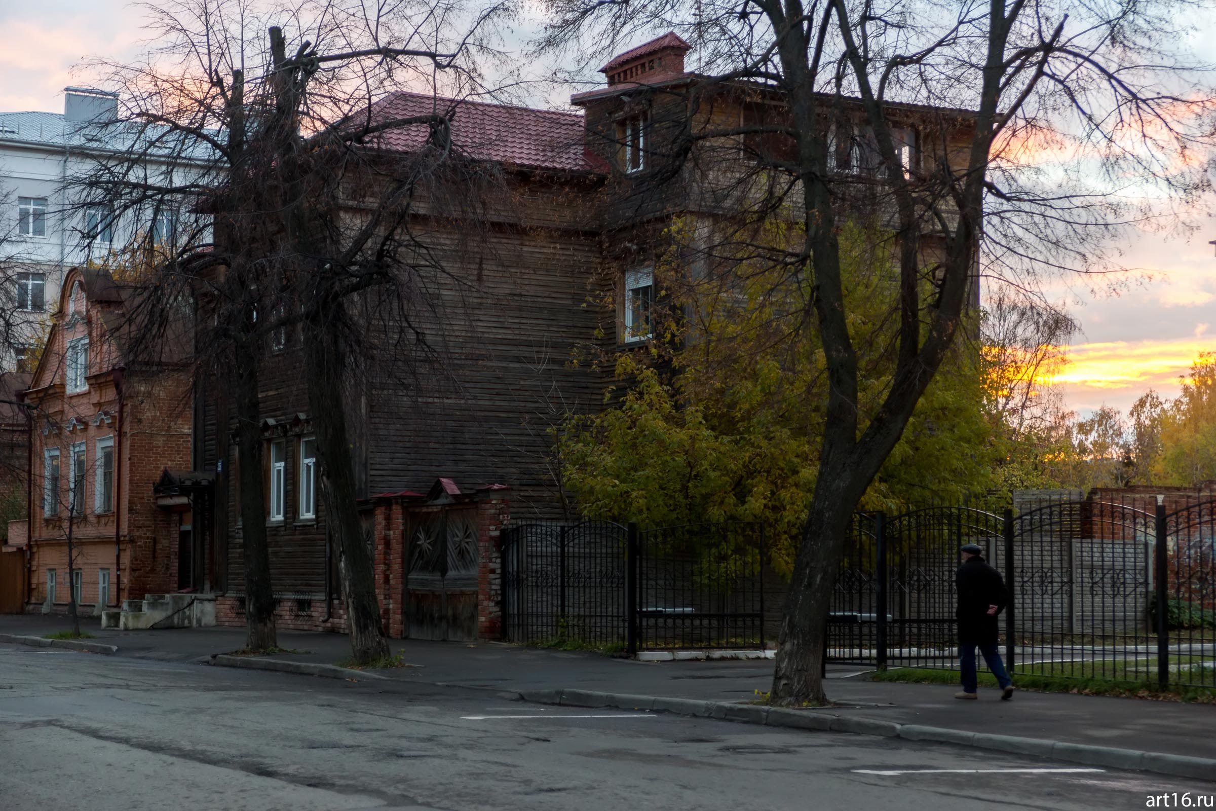 Улица Ульянова-Ленина, Казань::Казань, закат, сумерки, ночь