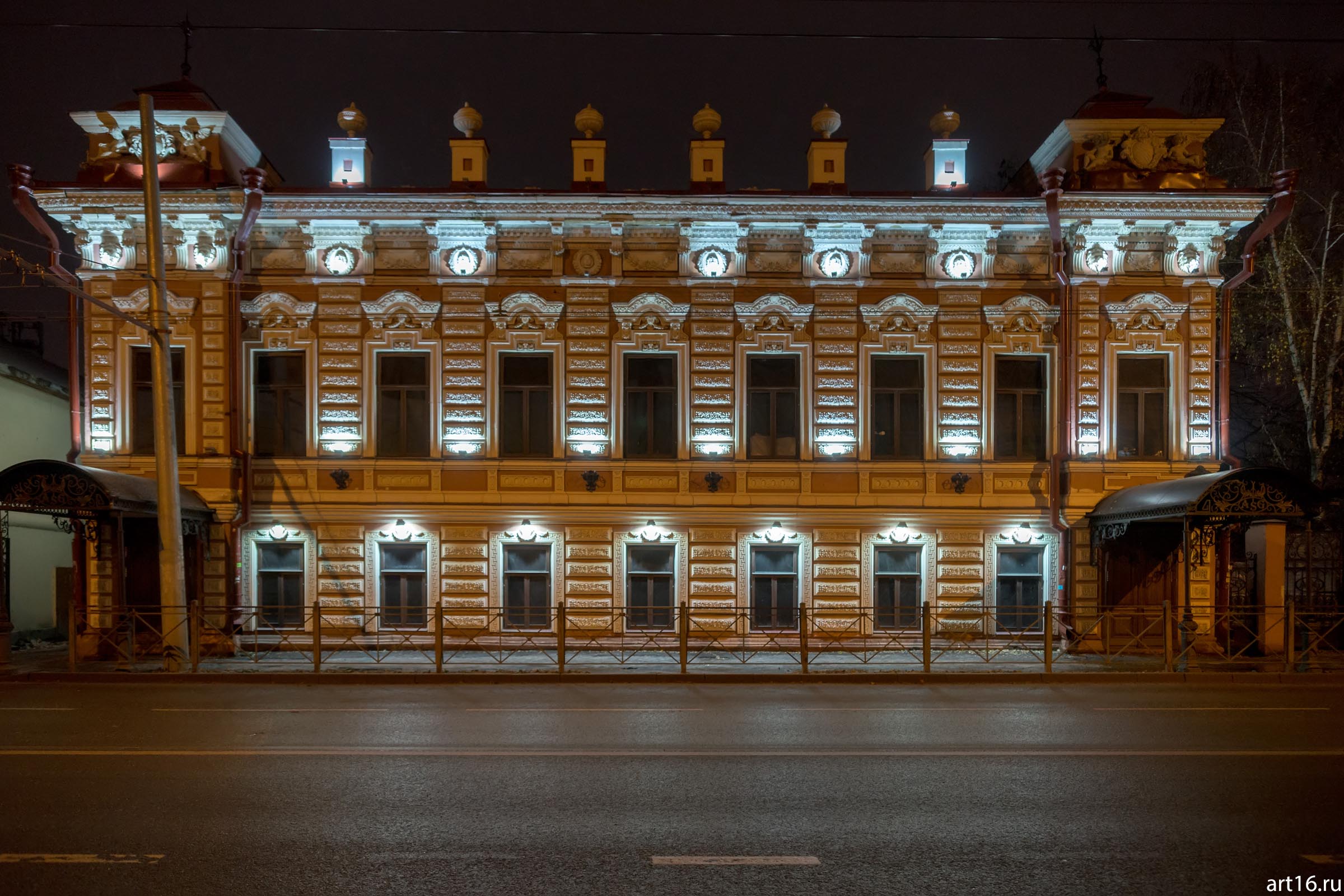 Дом на ул. Московской, Казань, ноябрь 2016::Казань, осень, природа