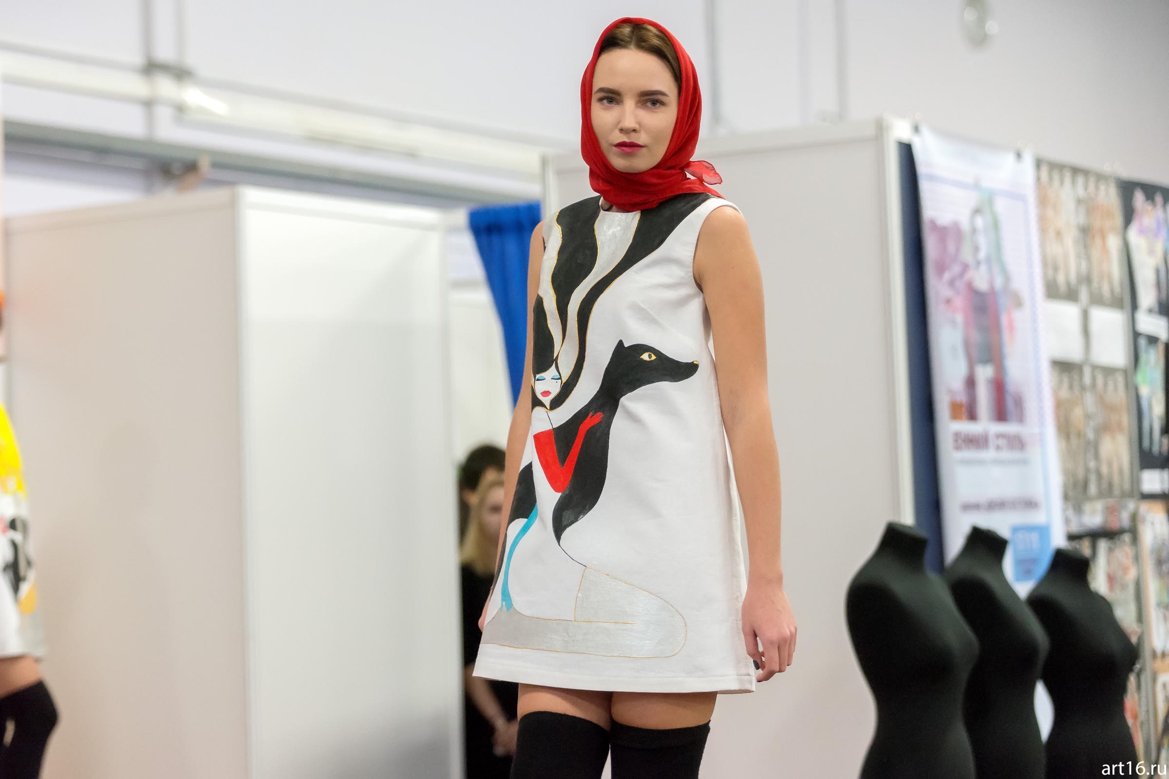 Коллекция  (?)  Чапаевой Екатерины и Гавриловой Дильбар::Мода и Стиль. Казань — Осень. 2016