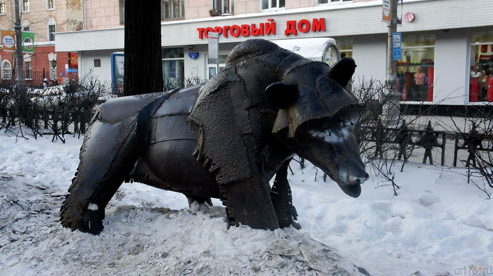 Скульптура: Медведь «Потапка». мастер Фонда скульпторов России «Единение» Александр Суворов::Прогулка по Перми