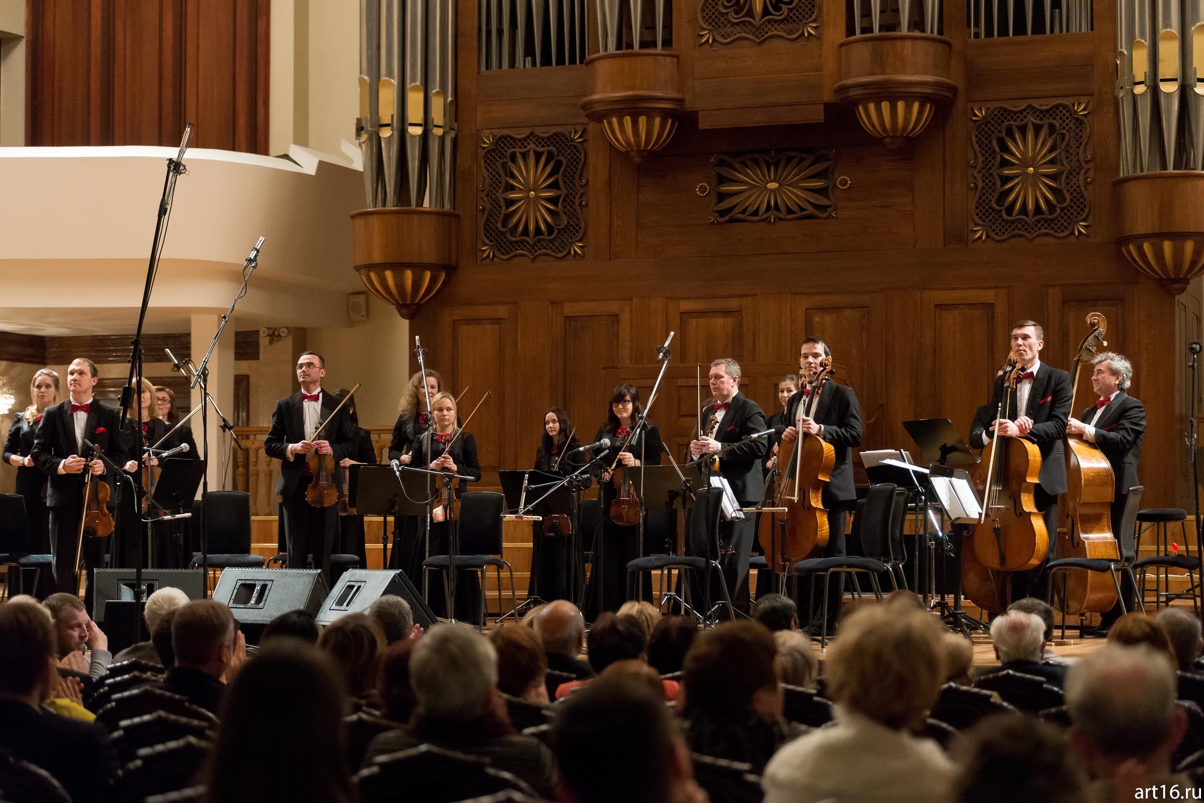 La orchestra. Оркестр Примавера Казанский камерный. Ла Примавера оркестр. Ля Примавера Казань. Абязов оркестр Казань.