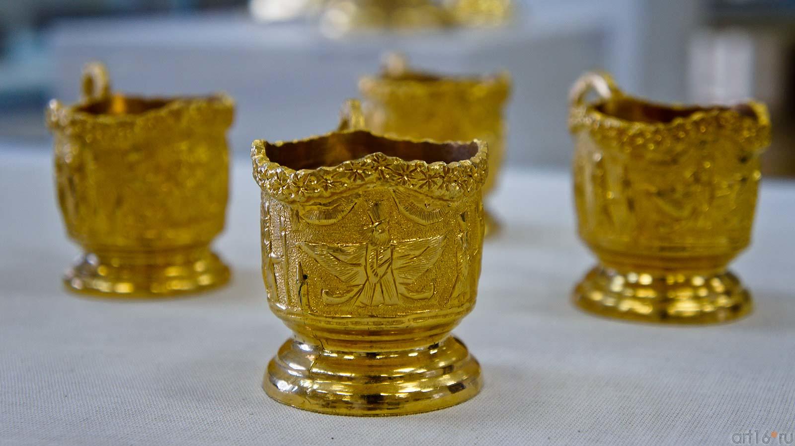 Подстаканники::Иран в зеркале искусства