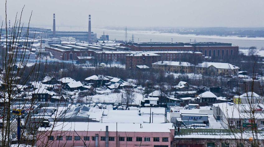 Вид сверху на Мотовилихинский завод. Февраль 2012::Мотовилиха