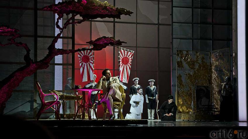 Первая картина второго акта. Сватовство принца Ямадори::Опера Джакомо Пуччини «Мадам Баттерфляй»
