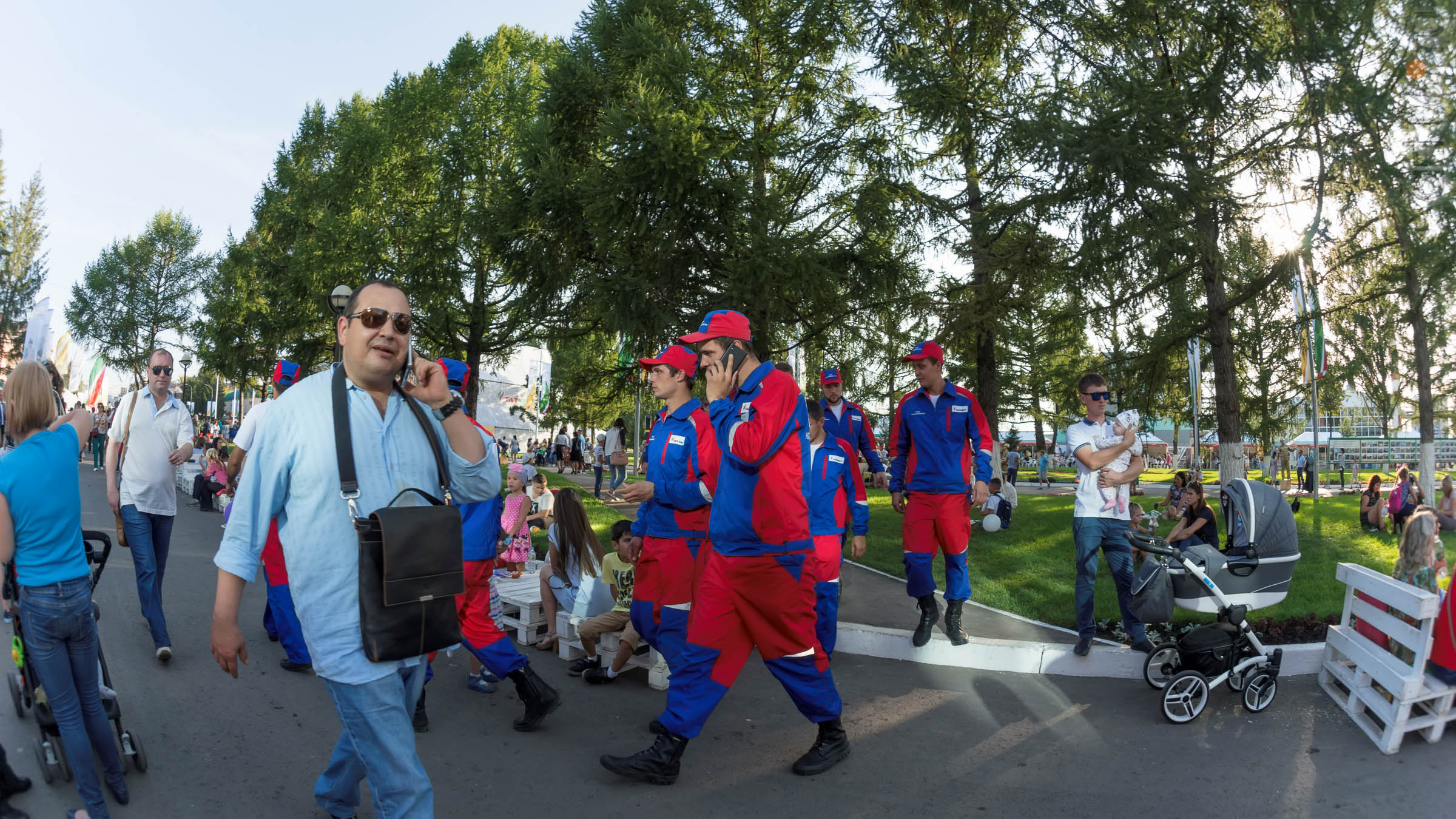 Альметьевск, День города, 02.09.2017::Альметьевск. Пилотный проект “Сказки о золотых яблоках” — 2017. Паблик-арт