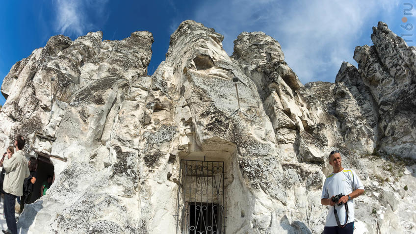 Пещерный комлекс а в Больших Дивах с церковью Сицилийской иконы Божией Матери::Дивногорье. 2017 сентябрь