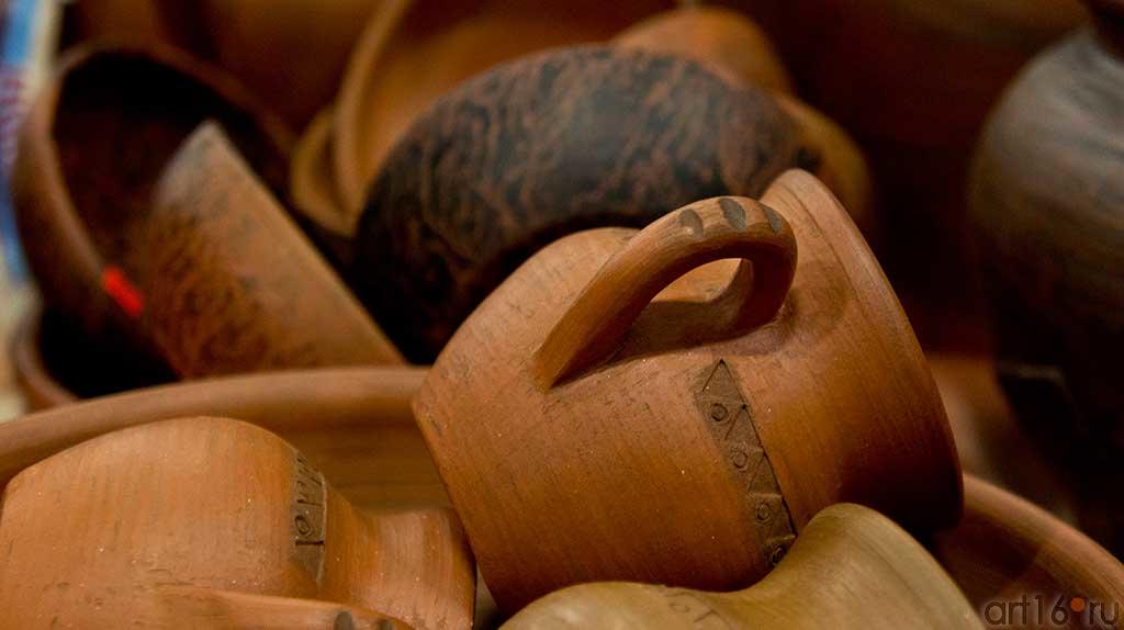 Посуда изготовлена  творческим объединением ʺКерамический блюзʺ::Арт-галерея, Казань — 2012