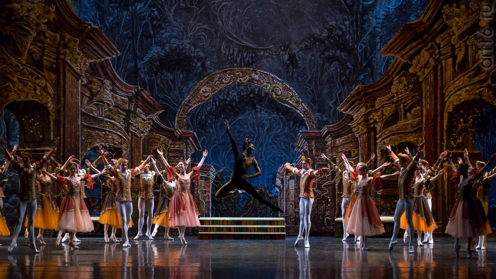 театр оперы и балета лебединое озеро
