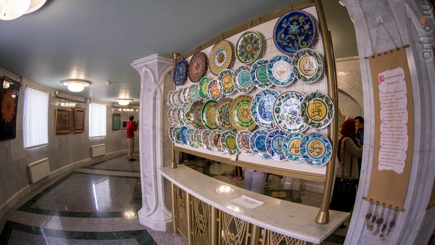 В Галерее татарского шамаиля::Искусство шамаиля: традиции и новации