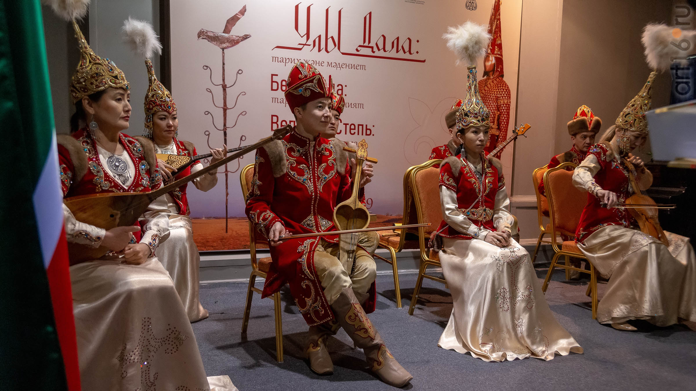 ::Шествие Золотого человека по музеям мира