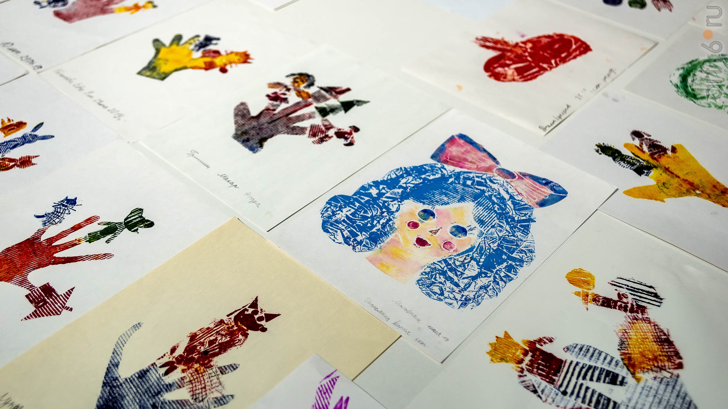  Работы детей с мастер-класса::5-я Казанская международная биеннале печатной графики «Всадник»
