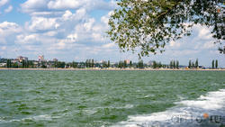 Вид на Воронежское море от парка 