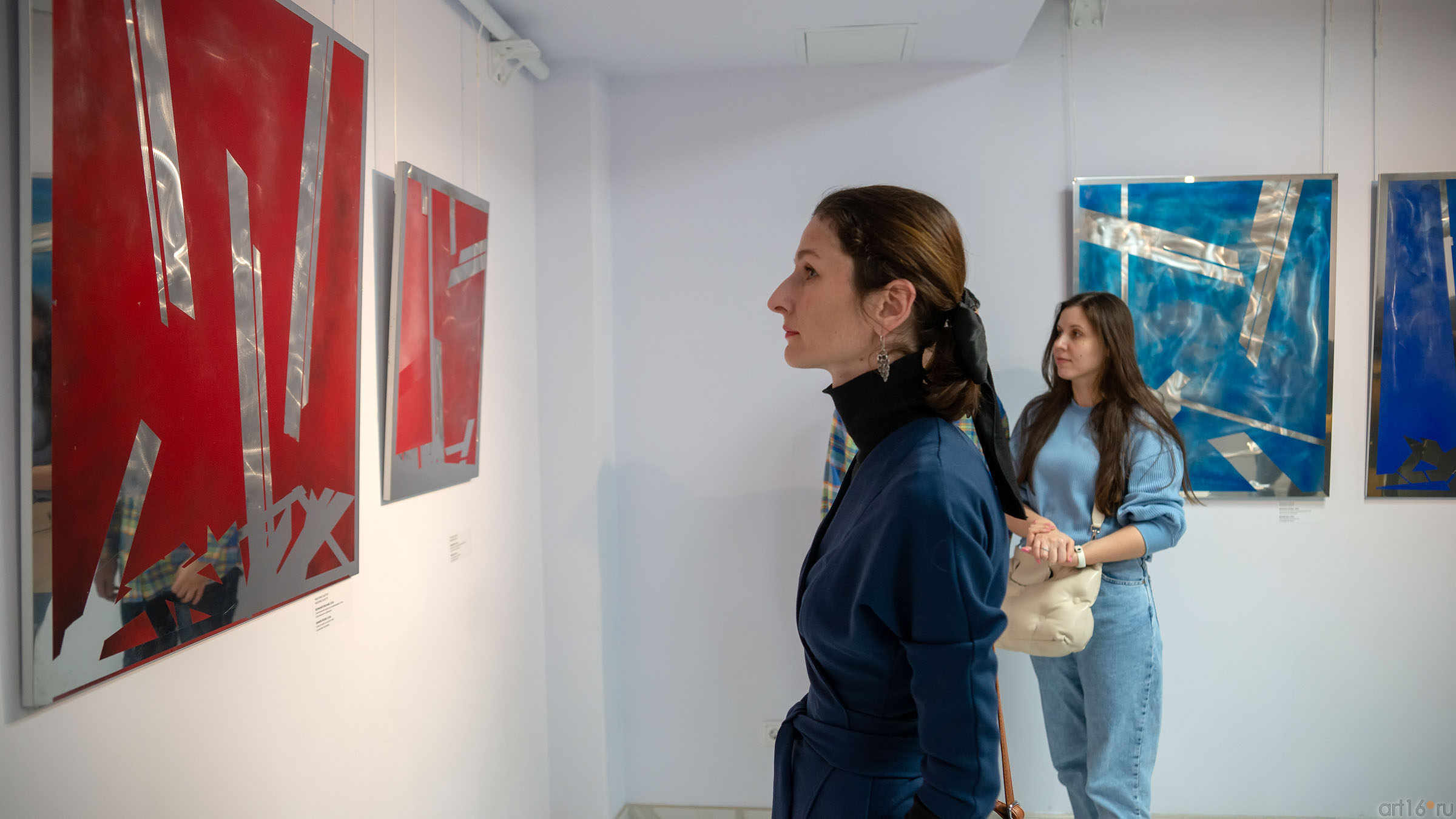 В экспозиции выставки Массимо Гьотти «Гуманность металла»::Массимо Гьотти «Гуманность металла»