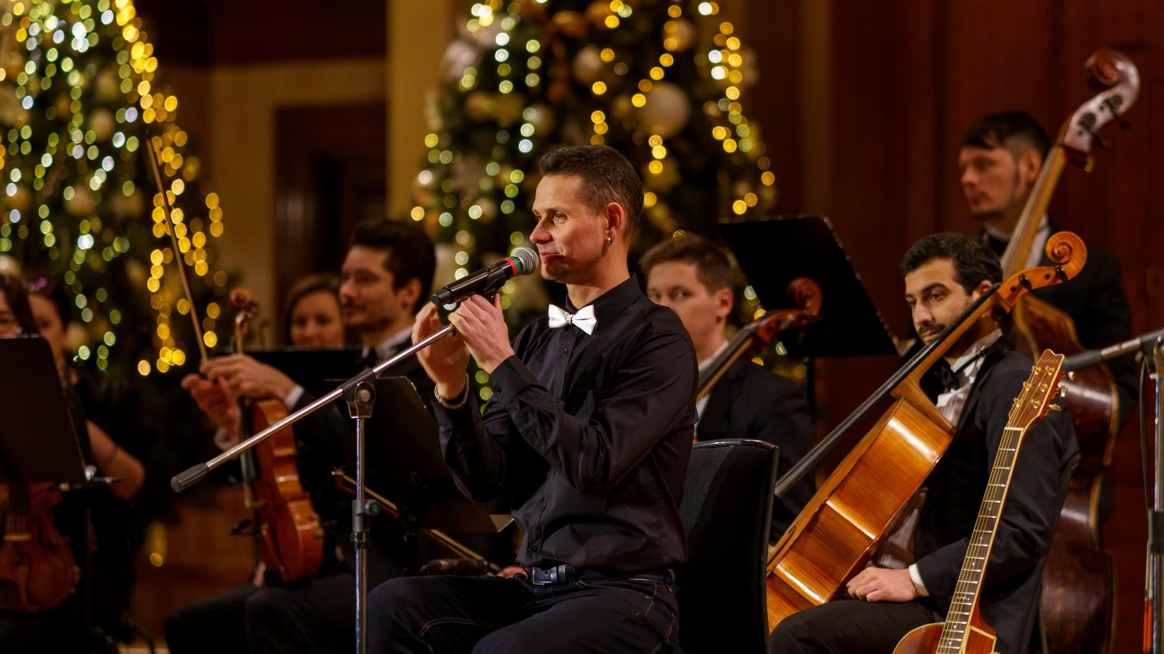 Антон Салакаев  музыканты оркестра «La Primavera»::"На одной волне" 